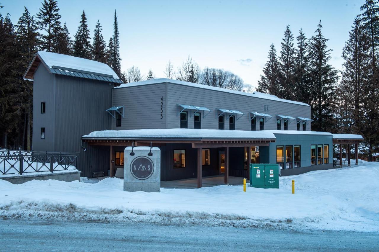 Nowhere Special Hostel Rossland Exterior photo